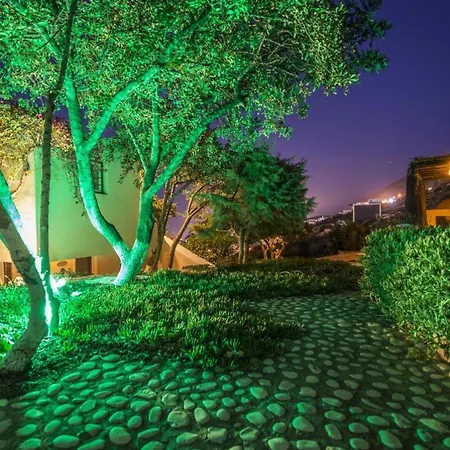 Hermes Korifi Private Apartment